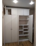 Комплект мебели: распашной шкаф + гардеробная